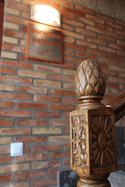 Aparthotel Tres Caminos Эль-Грао Экстерьер фото