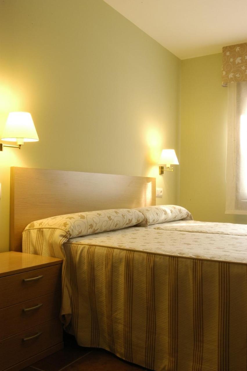Aparthotel Tres Caminos Эль-Грао Экстерьер фото